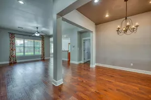 107 Marion St, Meadowlakes, TX 78654 - Photo 2