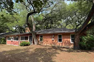 1104 Arbor Ln, Marble Falls, TX 78654 - Photo 6