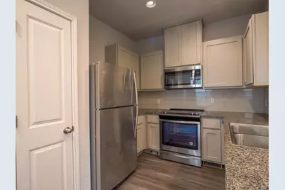 224 Peruna Drive, Marble Falls, TX 78654 - Photo 10
