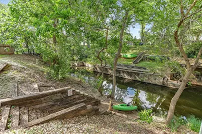 5307 Shady Oaks Cir, Kingsland, TX 78639 - Photo 22