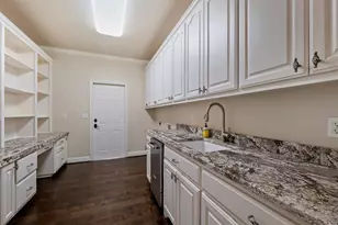 102 Voca, Horseshoe Bay, TX 78657 - Photo 24