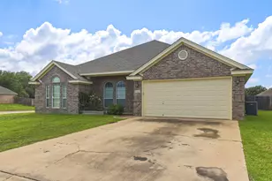 1932 Merlin Dr, Harker Heights, TX 76548 - Photo 4
