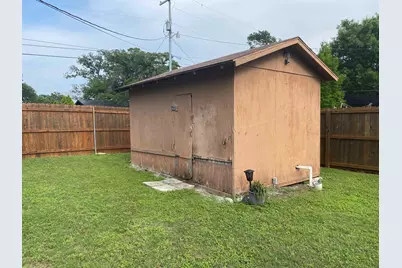 725 N West, Burnet, TX 78611 - Photo 20