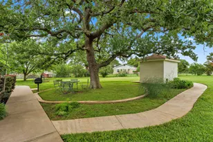 406 Ancient Oaks Dr, Marble Falls, TX 78654 - Photo 34
