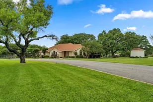 406 Ancient Oaks Dr, Marble Falls, TX 78654 - Photo 6