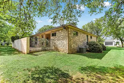 1308 Hi Circle N, Horseshoe Bay, TX 78657 - Photo 22