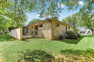 1308 Hi Cir N, Horseshoe Bay, TX 78657 - Photo 22