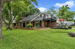 1701 Bluebonnet Ln, Kingsland, TX 78639 - Photo 4