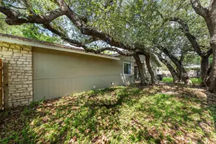 617 Aspen, Cottonwood Shores, TX 78657 - Photo 20