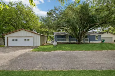 360 Shangrila Lane, New Braunfels, TX 78130 - Photo 12