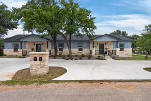 337 E Castlewood, Granite Shoals, TX 78654 - Photo 2