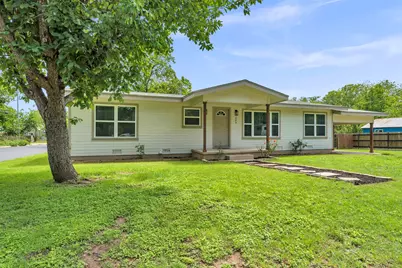 209 E Live Oak St, Burnet, TX 78611 - Photo 28