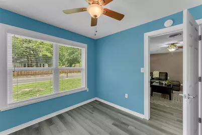 209 E Live Oak St, Burnet, TX 78611 - Photo 6