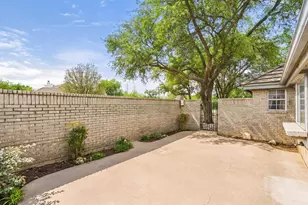 1322 Hi Cir N, Horseshoe Bay, TX 78657 - Photo 10