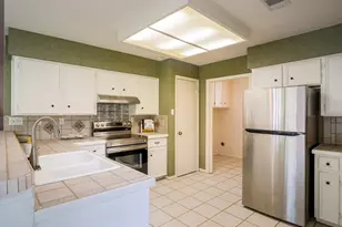 303 Stewart St, Meadowlakes, TX 78654 - Photo 14