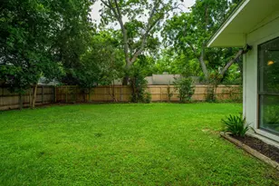303 Stewart St, Meadowlakes, TX 78654 - Photo 36