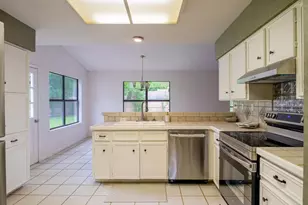 303 Stewart St, Meadowlakes, TX 78654 - Photo 16