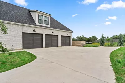 305 Spicewood Trails Dr, Spicewood, TX 78669 - Photo 26