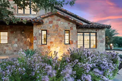 205 Hi Ridge Rd, Horseshoe Bay, TX 78657 - Photo 4