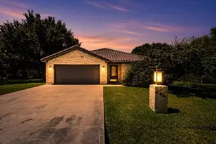 104 Springfield, Horseshoe Bay, TX 78657 - Photo 1