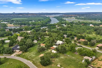 210 N River Oaks Drive, Burnet, TX 78611 - Photo 8