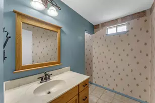 210 N River Oaks Dr, Burnet, TX 78611 - Photo 28