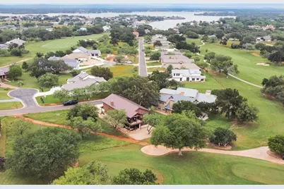 1224 Sun Ray, Horseshoe Bay, TX 78657 - Photo 2