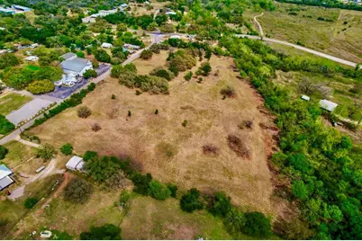 7908 County Road 404, Spicewood, TX 78669 - Photo 2
