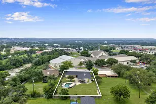 1303 Mission Hills Dr, Marble Falls, TX 78654 - Photo 34