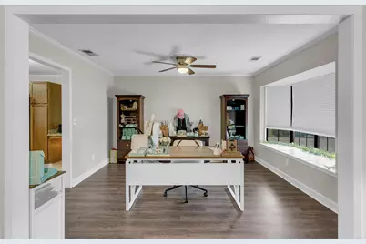 1303 Mission Hills Drive, Marble Falls, TX 78654 - Photo 6
