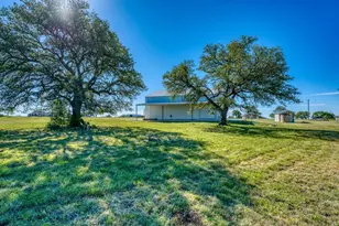 224 Blackbuck Rdg Dr, Lampasas, TX 76550 - Photo 30