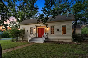 409 N Main St, Burnet, TX 78611 - Photo 1