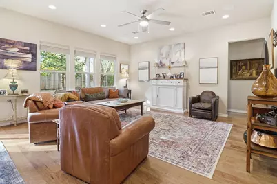 103 Kings Way, Horseshoe Bay, TX 78657 - Photo 10