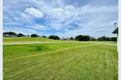 148 Nelson Place, Meadowlakes, TX 78654 - Photo 32