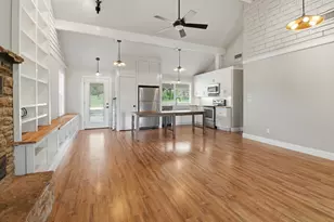402 Laurel Ln, Burnet, TX 78611 - Photo 6