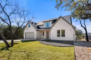 300 Bedford Dr, Spicewood, TX 78669 - Photo 2