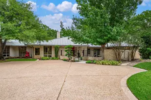 115 Nimrod, Horseshoe Bay, TX 78657 - Photo 4