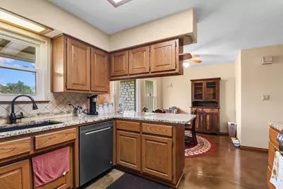 1304 Sunset Drive, Marble Falls, TX 78654 - Photo 4