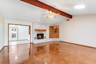 1304 Sunset Dr, Marble Falls, TX 78654 - Photo 4