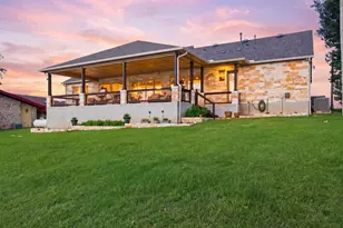 207 Emeralds Dr, Burnet, TX 78611 - Photo 4