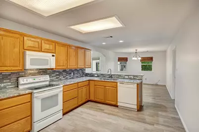 279 Skyview, Kingsland, TX 78639 - Photo 8