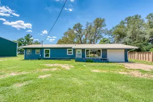 909 Circle Dr, Sunrise Beach, TX 78643 - Photo 1