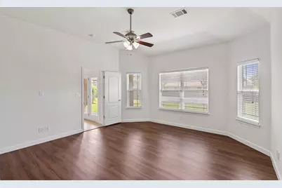417 Spyglass St, Meadowlakes, TX 78654 - Photo 16