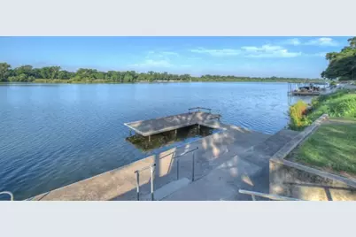 417 Spyglass St, Meadowlakes, TX 78654 - Photo 40