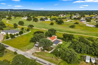 111 Woodlawn Drive, Kingsland, TX 78639 - Photo 2
