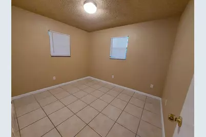 1611 Second St, Marble Falls, TX 78654 - Photo 6