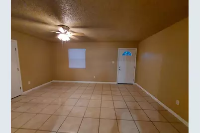 1611 Second St, Marble Falls, TX 78654 - Photo 2
