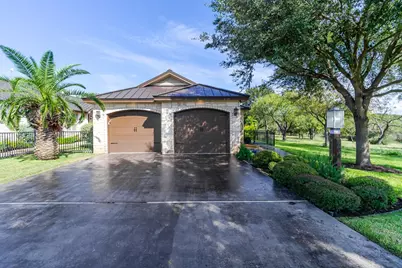 604 Fault Line Drive, Horseshoe Bay, TX 78657 - Photo 4