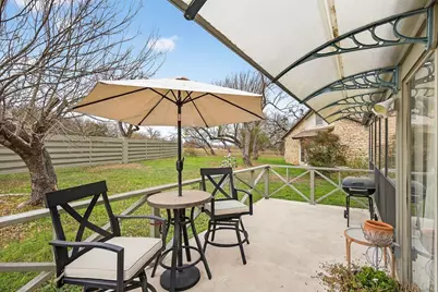 104 S Big Spur, Horseshoe Bay, TX 78657 - Photo 2