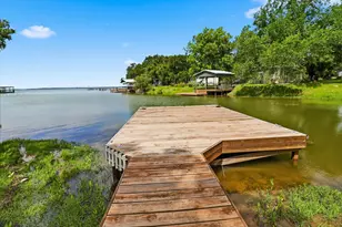 711 Lakewood Dr, Burnet, TX 78611 - Photo 8